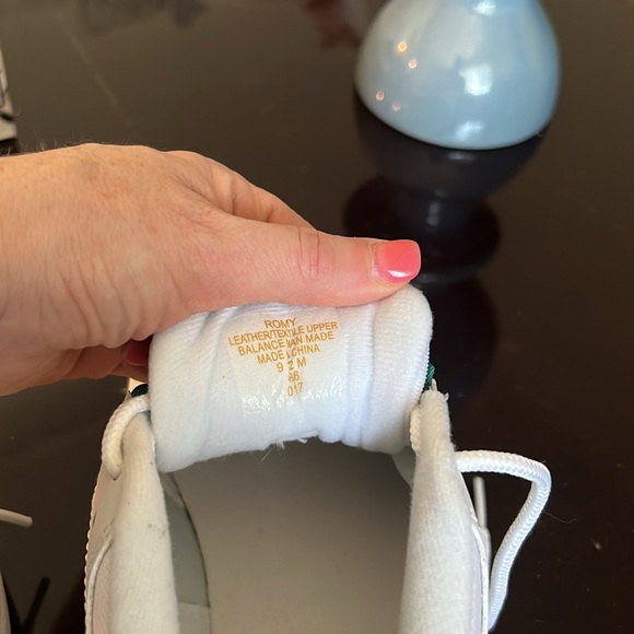 Easy Spirit walk Run Sneakers Ladies 9.5 M - Picture 4 of 5